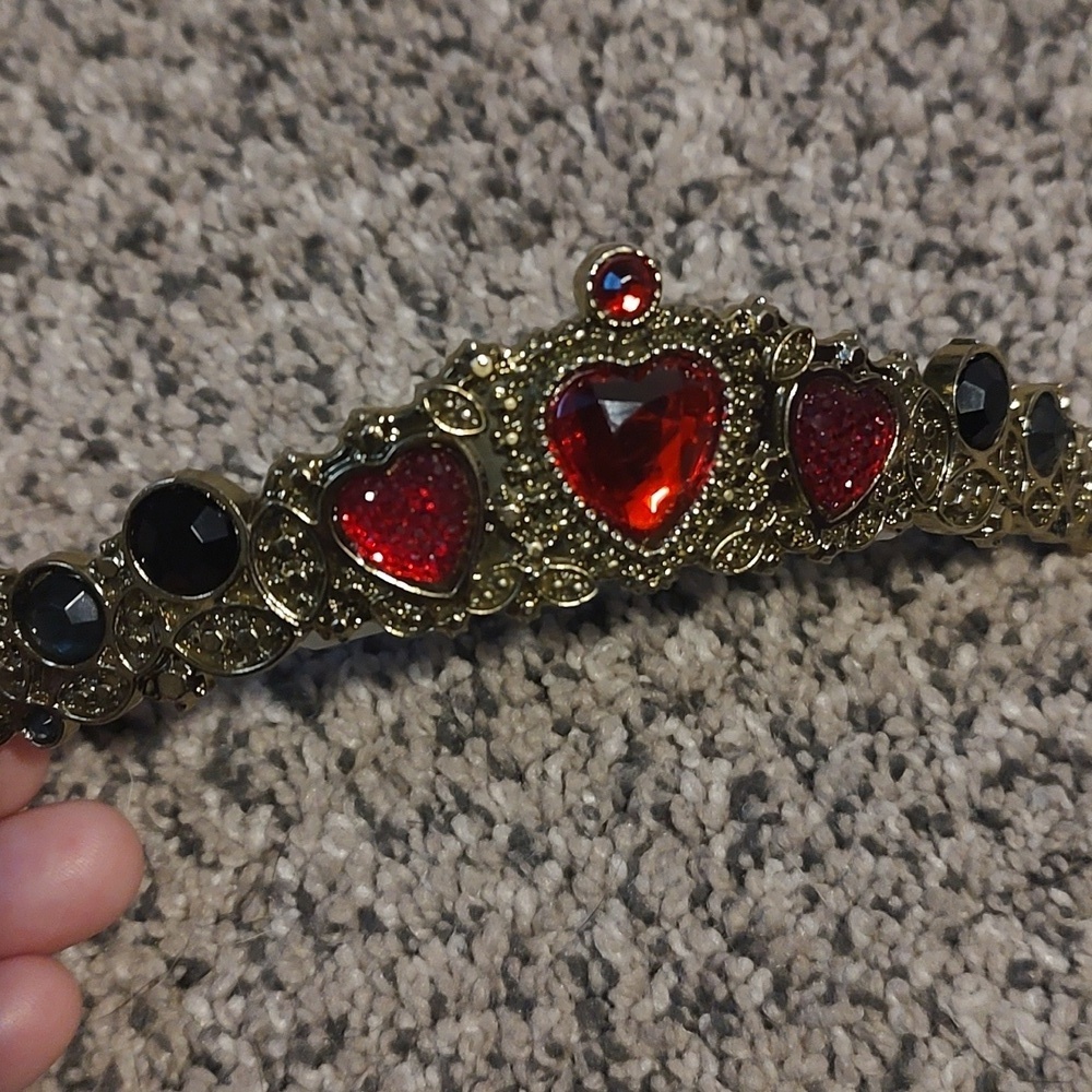 Crown - Picture 3 of 3